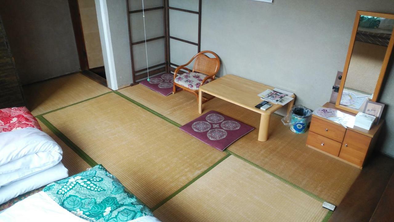 Ozu  Walking Pilgrimage Hotel Tokiwa Ryokan מראה חיצוני תמונה